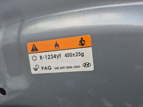 Used 2019 Hyundai Kona SE FWD image 22