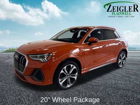 Used 2020 Audi Q3 2.0T Premium Plus w/ Premium Plus Package AWD/4WD image 2