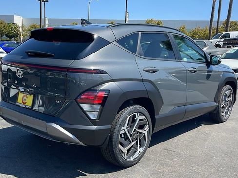 New 2026 Hyundai Kona SEL Premium image 7