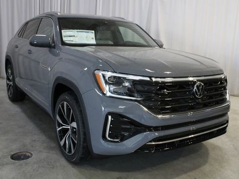New 2026 Volkswagen Atlas Cross Sport SEL Premium R-Line AWD/4WD image 36