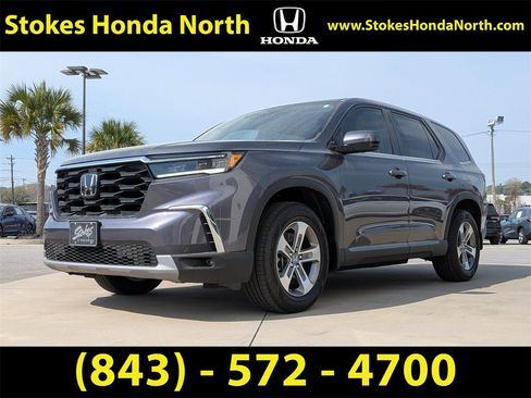 Certified 2025 Honda Pilot EX-L image 8