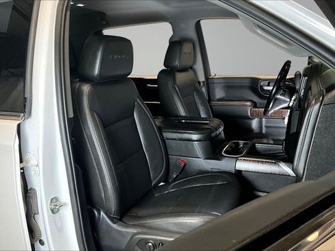 Used 2019 GMC Sierra 1500 Denali w/ Technology Package AWD/4WD image 30
