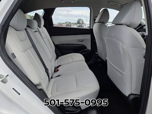 Used 2025 Hyundai Tucson SEL AWD/4WD image 17