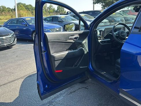 Used 2024 Kia Sportage X-Line w/ X-Line Premium Package image 11