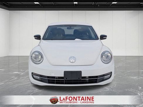 Used 2012 Volkswagen Beetle 2.0T image 8