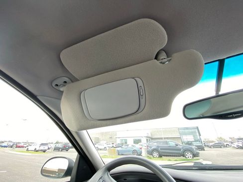 Used 2003 Ford Taurus SES image 18