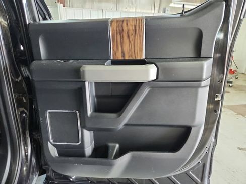 Used 2019 Ford F150 Lariat AWD/4WD image 25