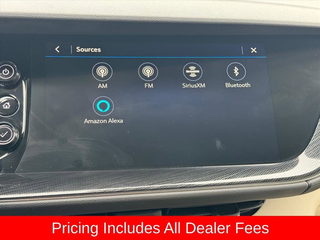 Used 2021 Buick Envision Essence w/ Technology Package I AWD/4WD image 25