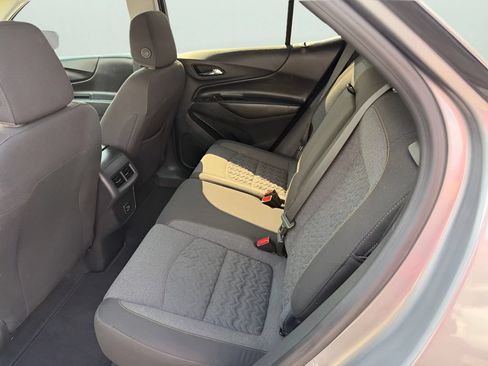 Used 2024 Chevrolet Equinox LT AWD/4WD image 11