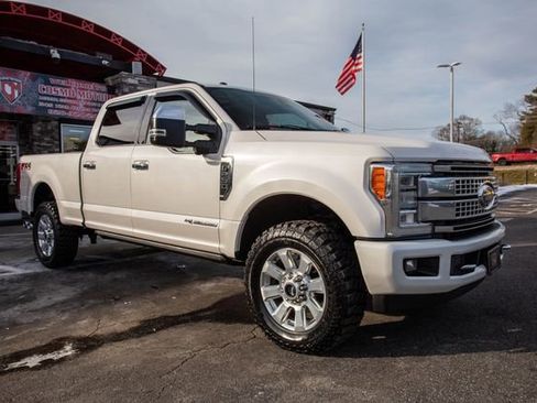 Used 2018 Ford F250 Platinum w/ Platinum Ultimate Package image 28