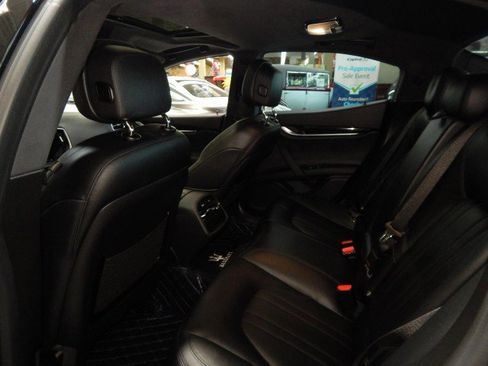 Used 2022 Maserati Ghibli Modena Q4 image 29