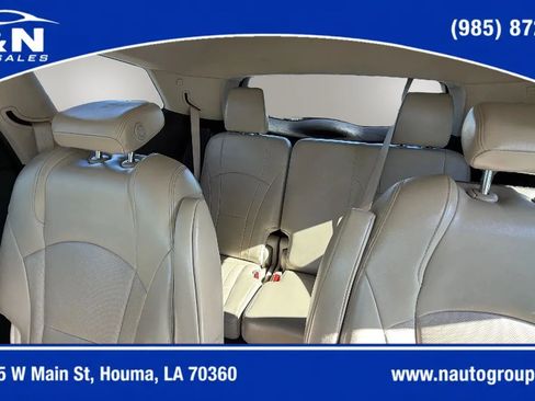 Used 2018 Buick Enclave Essence FWD image 16