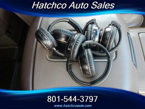 Used 2016 GMC Yukon XL Denali w/ Open Road Package AWD/4WD image 23