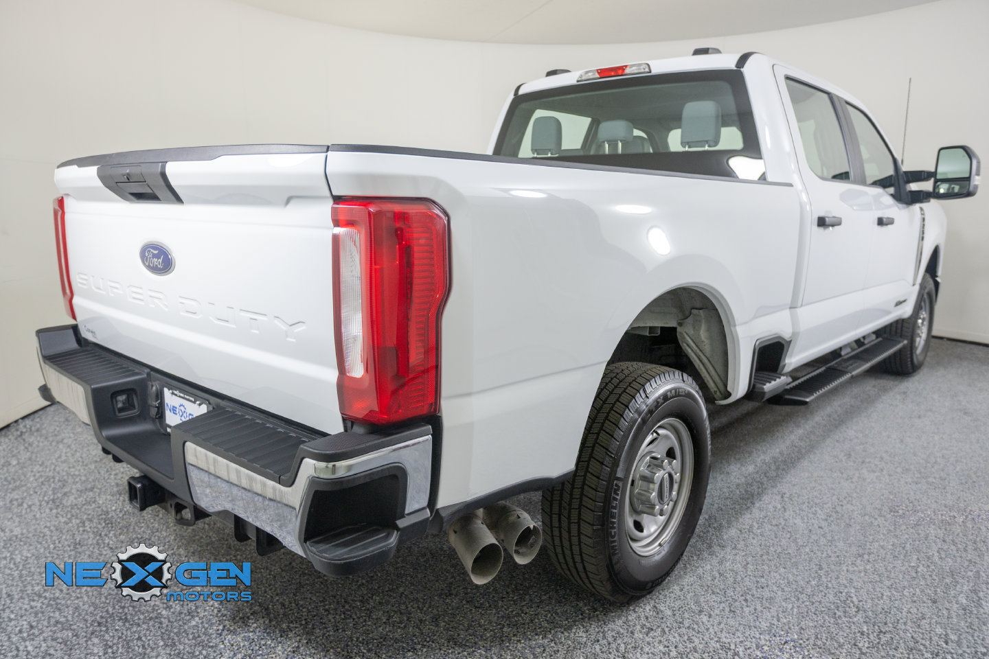 Used 2025 Ford F250 XL w/ XL Chrome Package AWD/4WD image 36