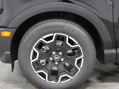New 2026 Ford Bronco Sport Outer Banks AWD/4WD image 16