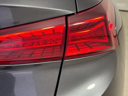 Used 2020 Hyundai Santa Fe Limited FWD image 35