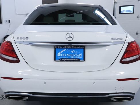 Used 2018 Mercedes-Benz E 300 4MATIC w/ Premium 1 Package image 6