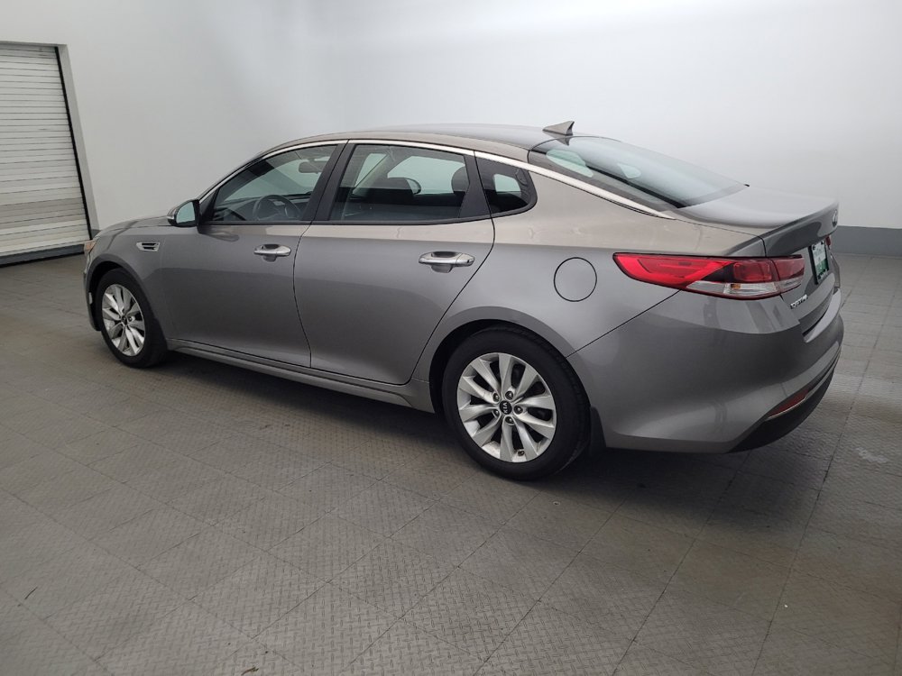 Used 2018 Kia Optima LX FWD image 3
