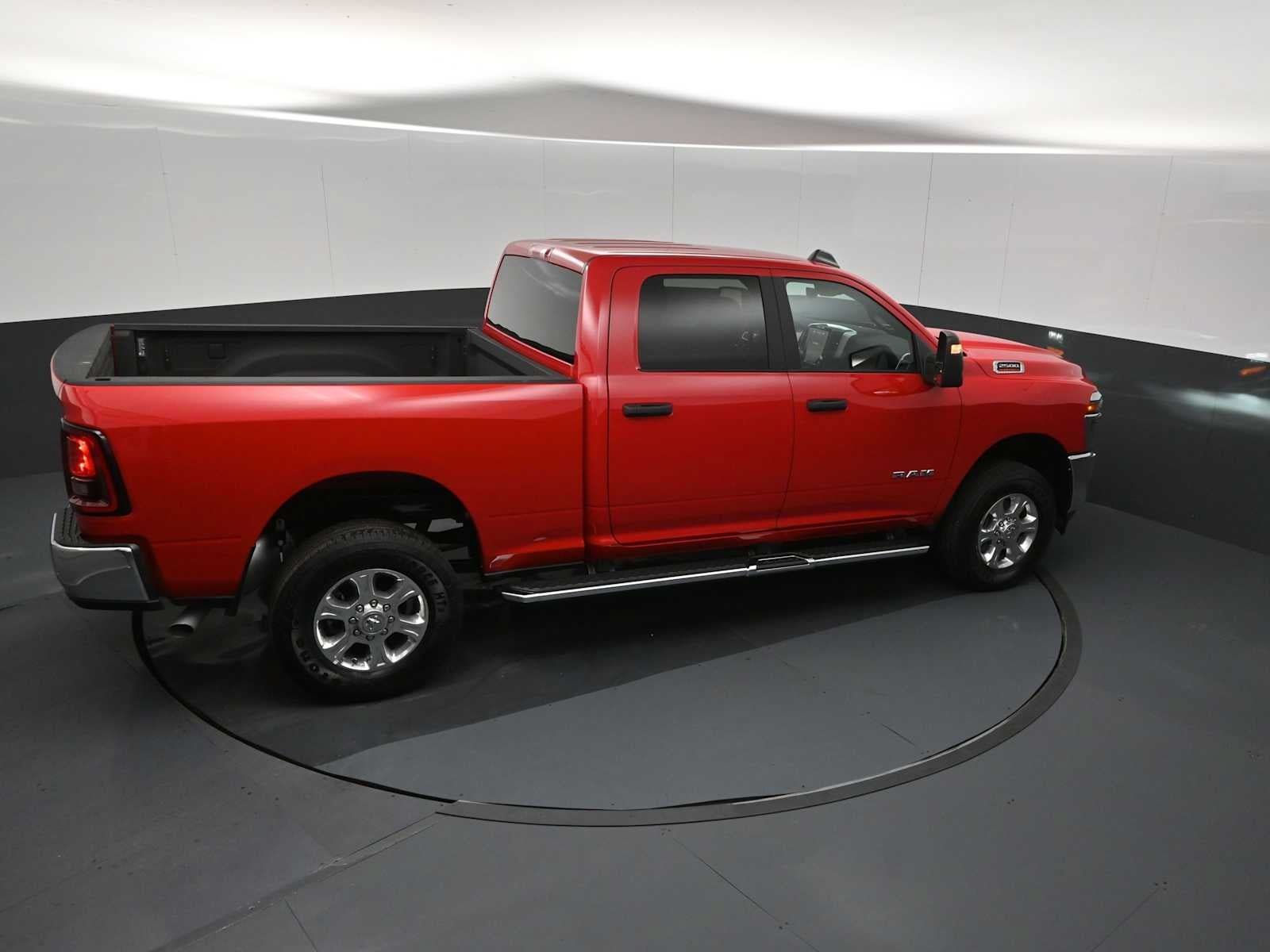Used 2026 RAM 2500 Big Horn AWD/4WD image 16