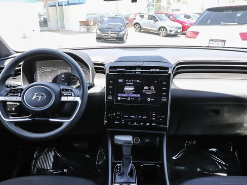 Used 2024 Hyundai Santa Cruz SEL FWD image 16