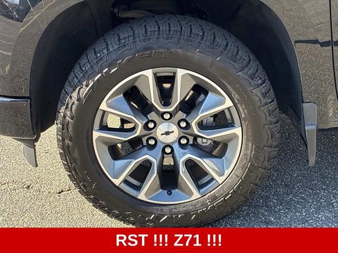 Used 2023 Chevrolet Silverado 1500 RST w/ Convenience Package II AWD/4WD image 19