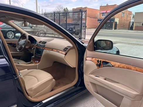 Used 2008 Mercedes-Benz E 350 4MATIC Sedan w/ Premium Pkg 1 image 10