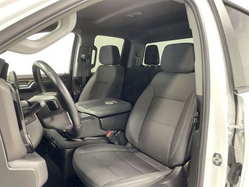 Used 2024 Chevrolet Silverado 1500 LT AWD/4WD image 11