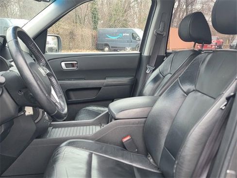 Used 2012 Honda Pilot Touring image 11