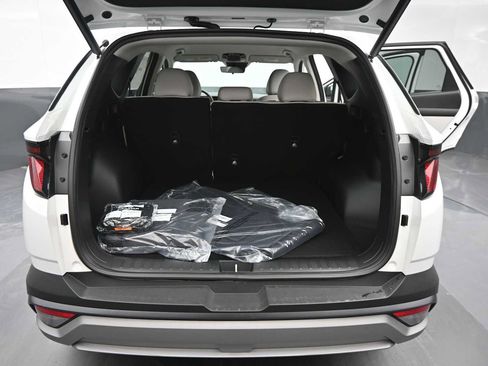 New 2026 Hyundai Tucson SEL Plus AWD/4WD image 13
