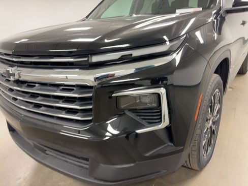 New 2026 Chevrolet Traverse LT w/ Sun and Wheel Package image 10