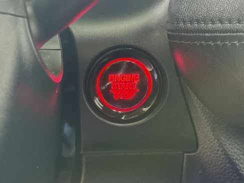 Used 2023 Honda HR-V LX image 21