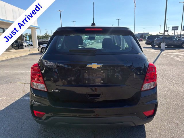 Used 2017 Chevrolet Trax LS FWD image 4