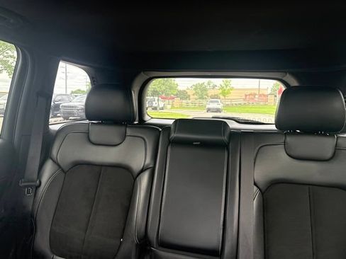 Used 2022 Jeep Grand Cherokee Altitude AWD/4WD image 40