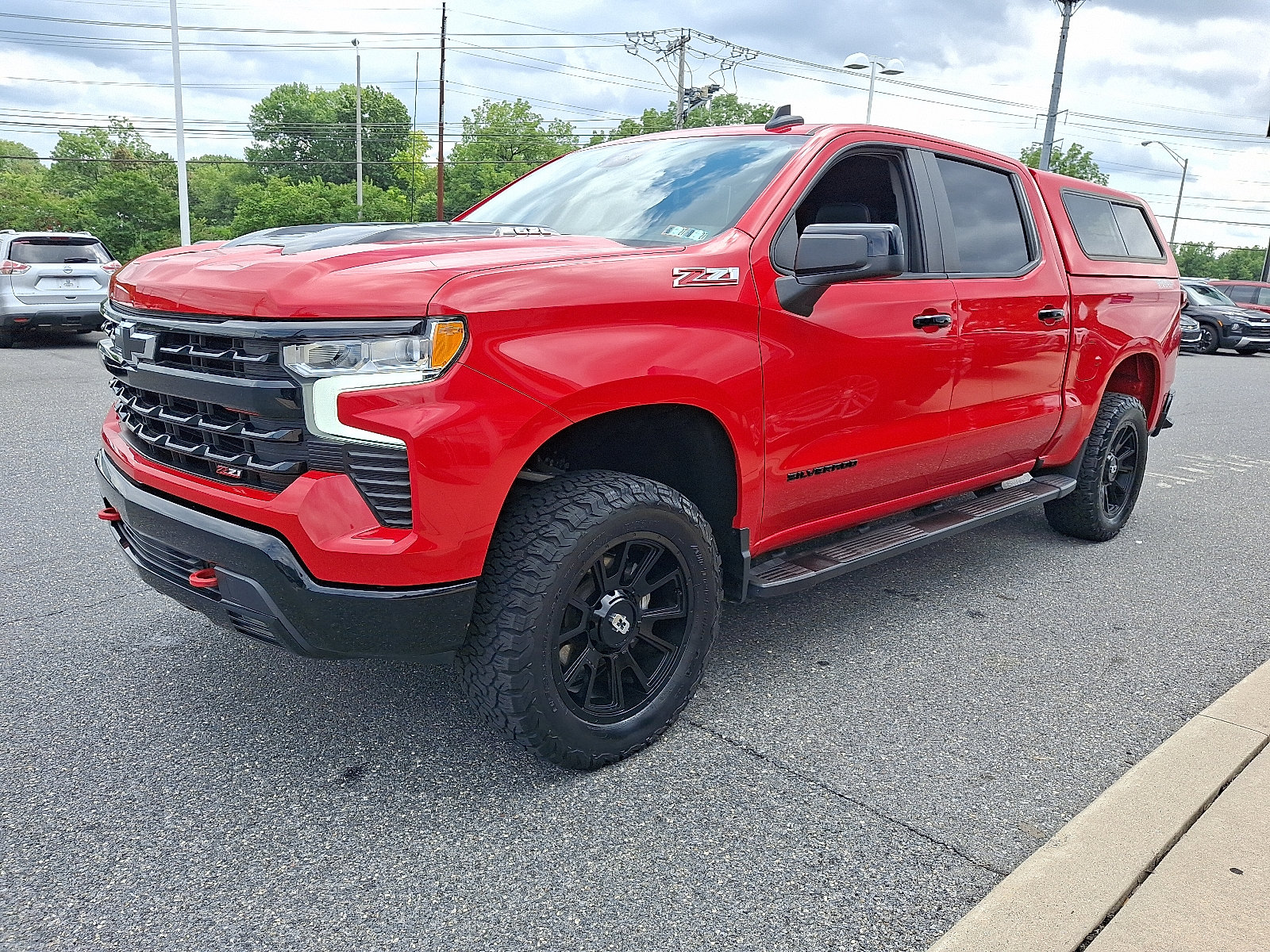 Used 2022 Chevrolet Silverado 1500 LT Trail Boss w/ Convenience Package II AWD/4WD image 3