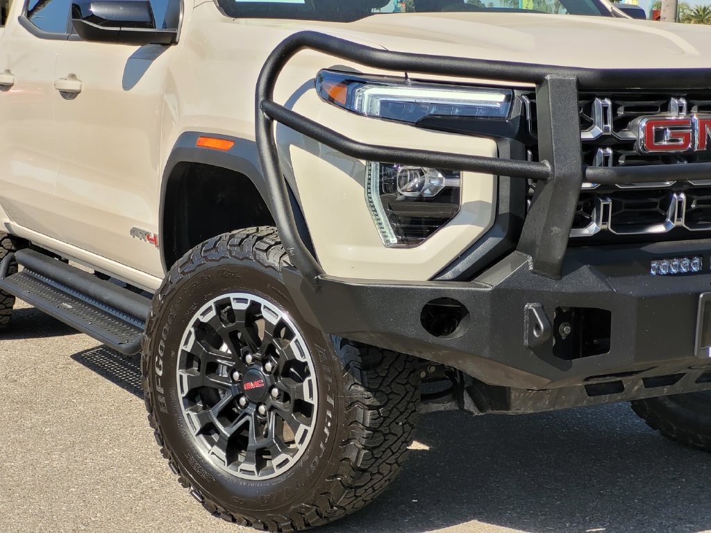 Used 2026 GMC Canyon AT4 AWD/4WD image 4