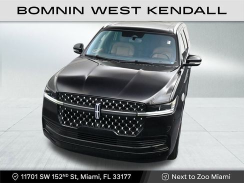 Used 2025 Lincoln Navigator L Black Label image 24