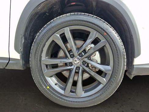 Used 2024 Lexus NX 450h+ AWD w/ Vision Package image 9