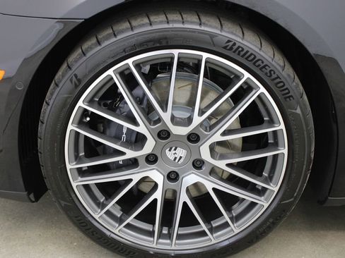 New 2026 Porsche Panamera image 12