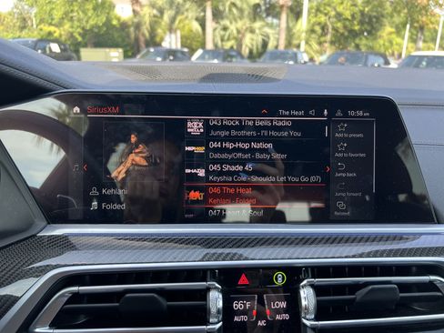 Used 2022 BMW X5 M50i w/ Premium Package AWD/4WD image 23