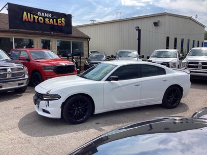 Used 2016 Dodge Charger SXT w/ Blacktop Package
