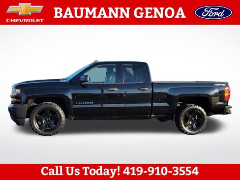 Used 2017 Chevrolet Silverado 1500 W/T w/ Black Out Edition AWD/4WD image 2
