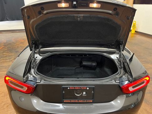 Used 2017 FIAT 124 Spider Classica RWD image 45