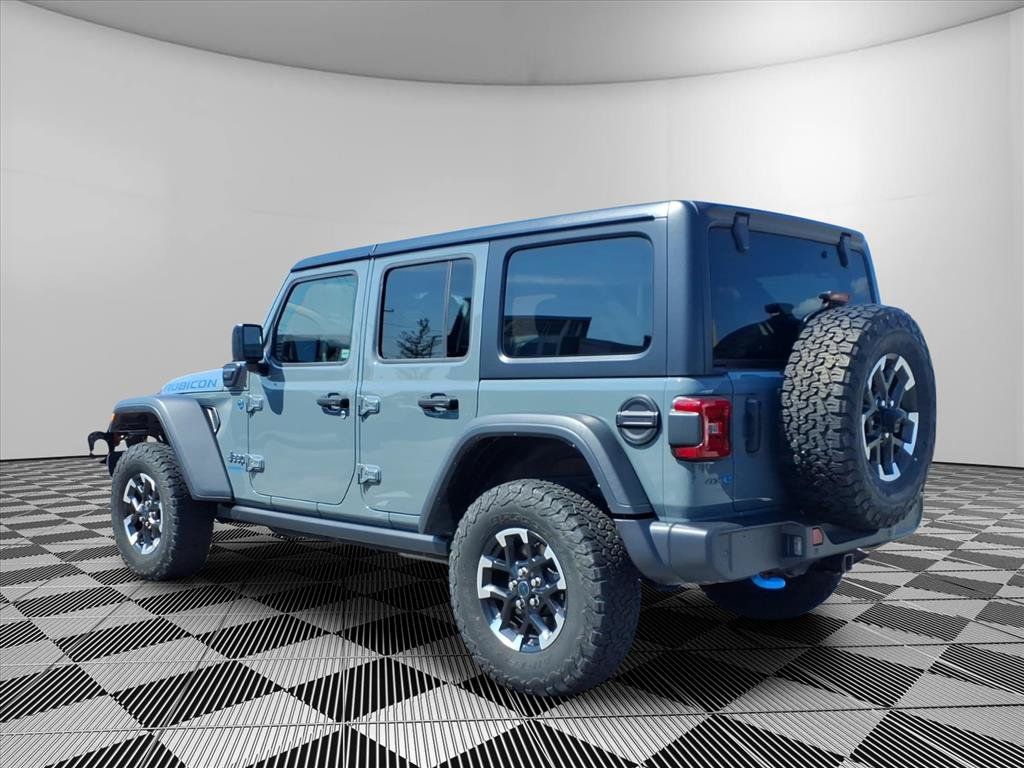 Used 2024 Jeep Wrangler Unlimited Rubicon 4xe w/ Technology Group AWD/4WD image 27