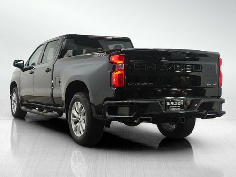 Used 2021 Chevrolet Silverado 1500 Custom w/ Safety Confidence Package image 3