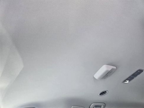 New 2026 Kia Carnival EX image 18