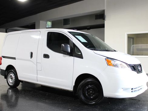 Used 2021 Nissan NV200 S FWD image 30