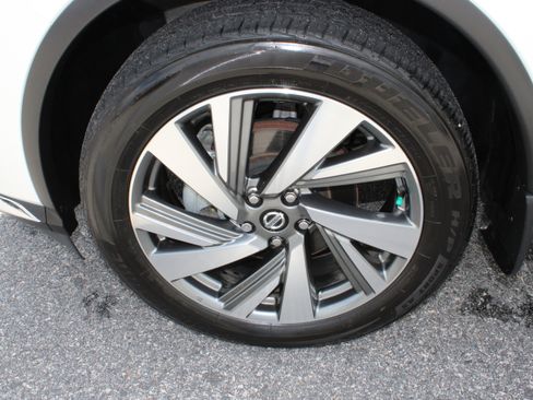 Used 2019 Nissan Murano SL w/ SL Technology Package AWD/4WD image 10