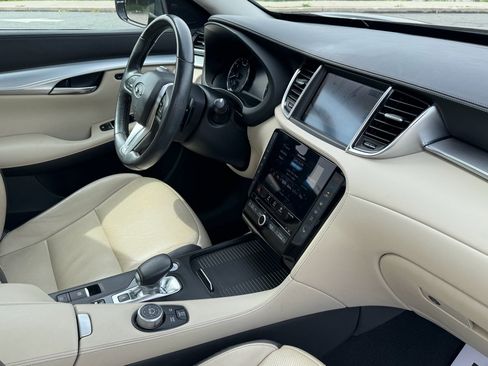 Used 2020 INFINITI QX50 Essential w/ Convenience Package image 22
