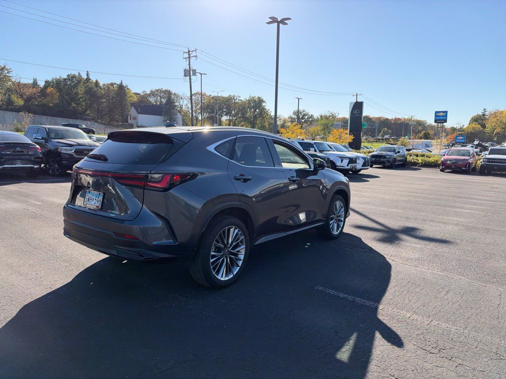 Used 2026 Lexus NX 350h AWD w/ Accessory Package (2T) image 33