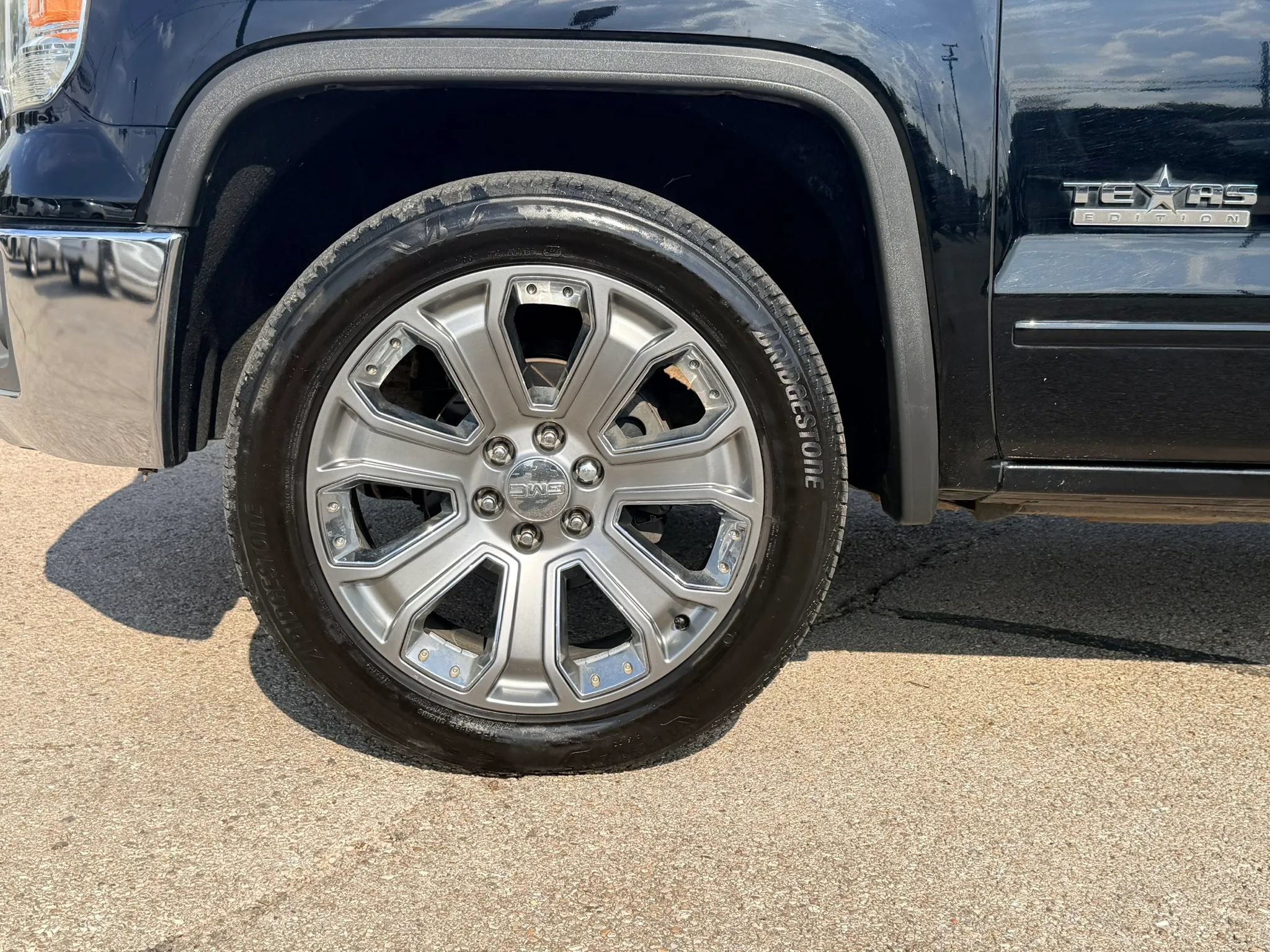 Used 2014 GMC Sierra 1500 SLE w/ Texas SLE Value Package RWD image 2